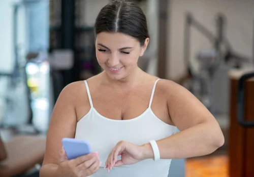 Student using a phone for mobile study